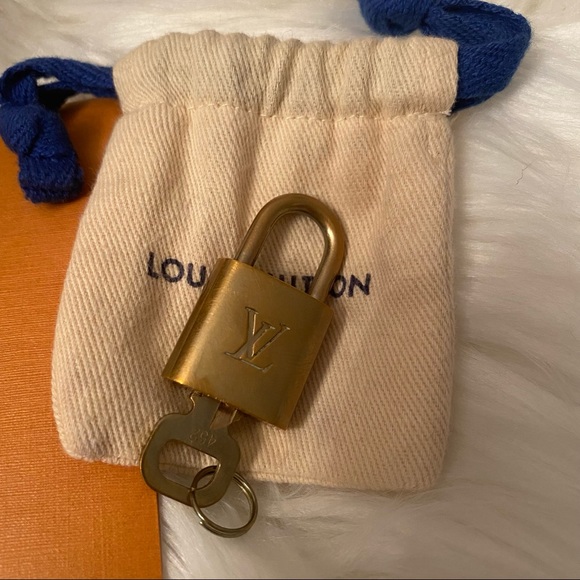 π1500$π LOUIS VUITTON - ALMA BB MONOGRAM - PRELOVED - Picture 15 of 16